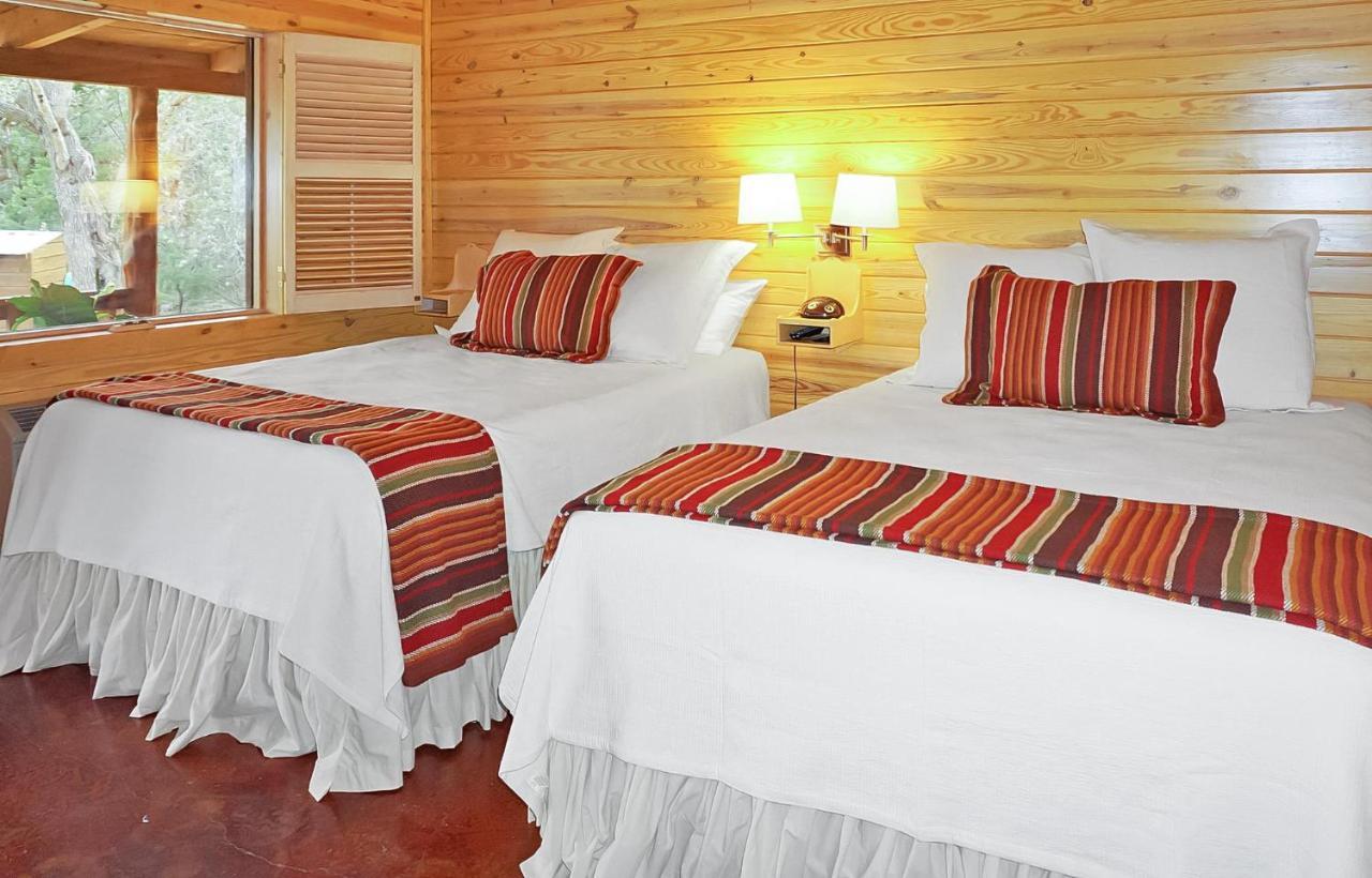 Wimberley Log Cabins Resort And Suites- Unit 7 Zewnętrze zdjęcie